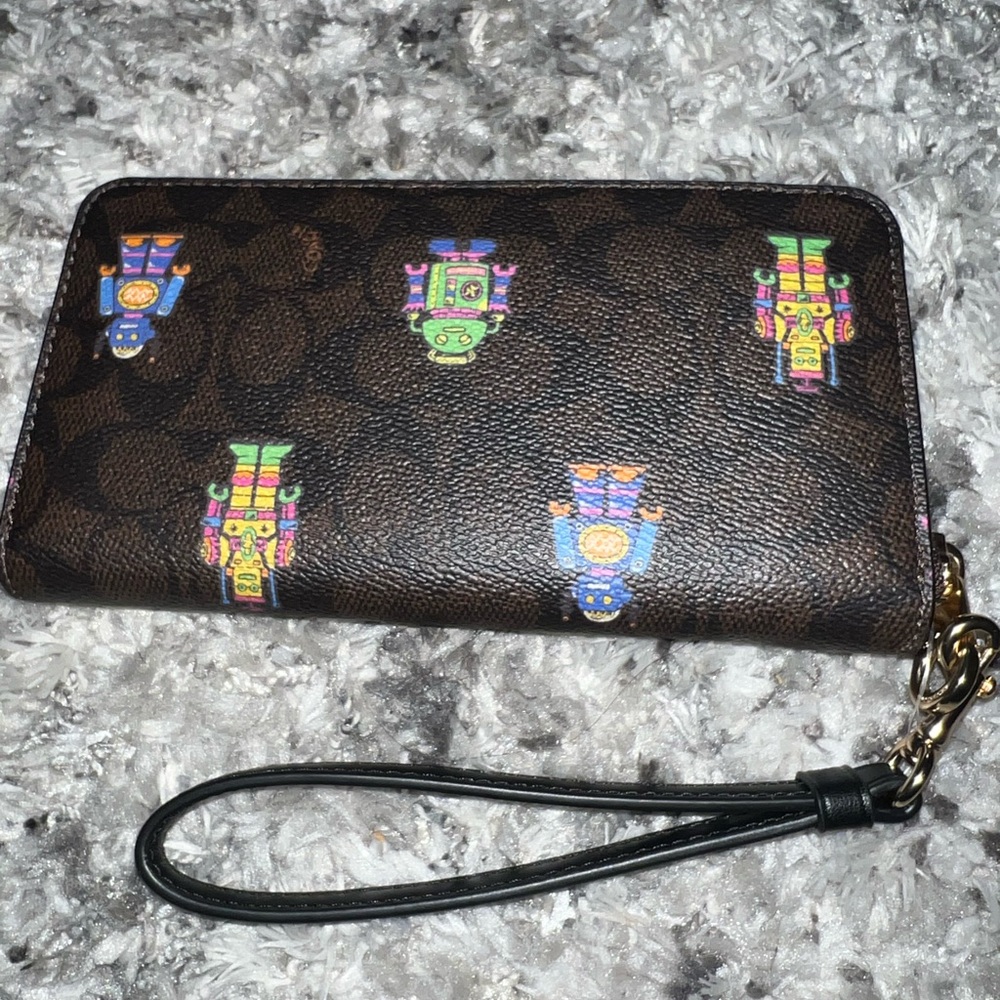 Coach cosmic long wallet with strap. - Picture 5 of 10